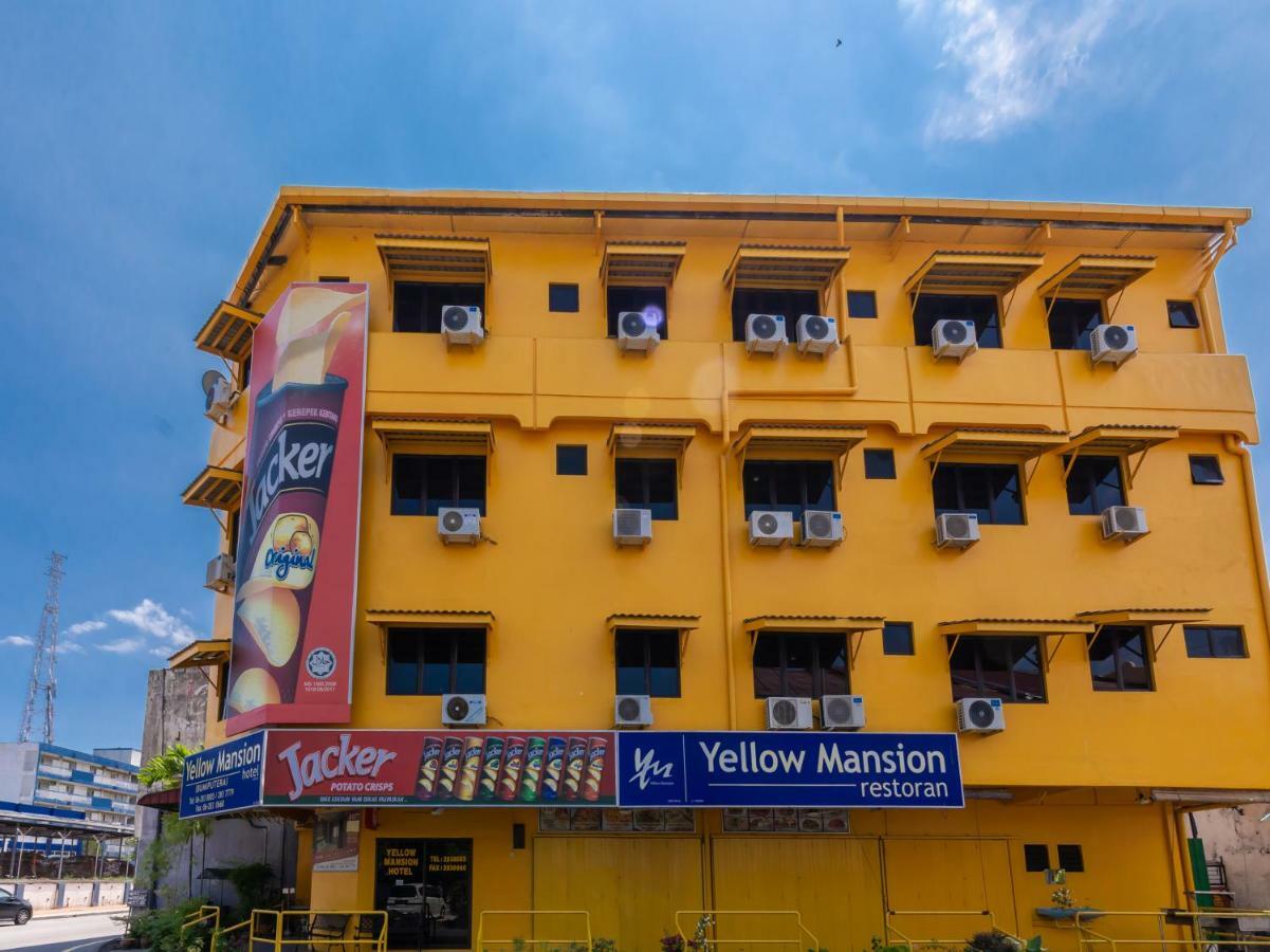 Hotel Oyo 1088 Yellow Mansion Banda Kaba 2*